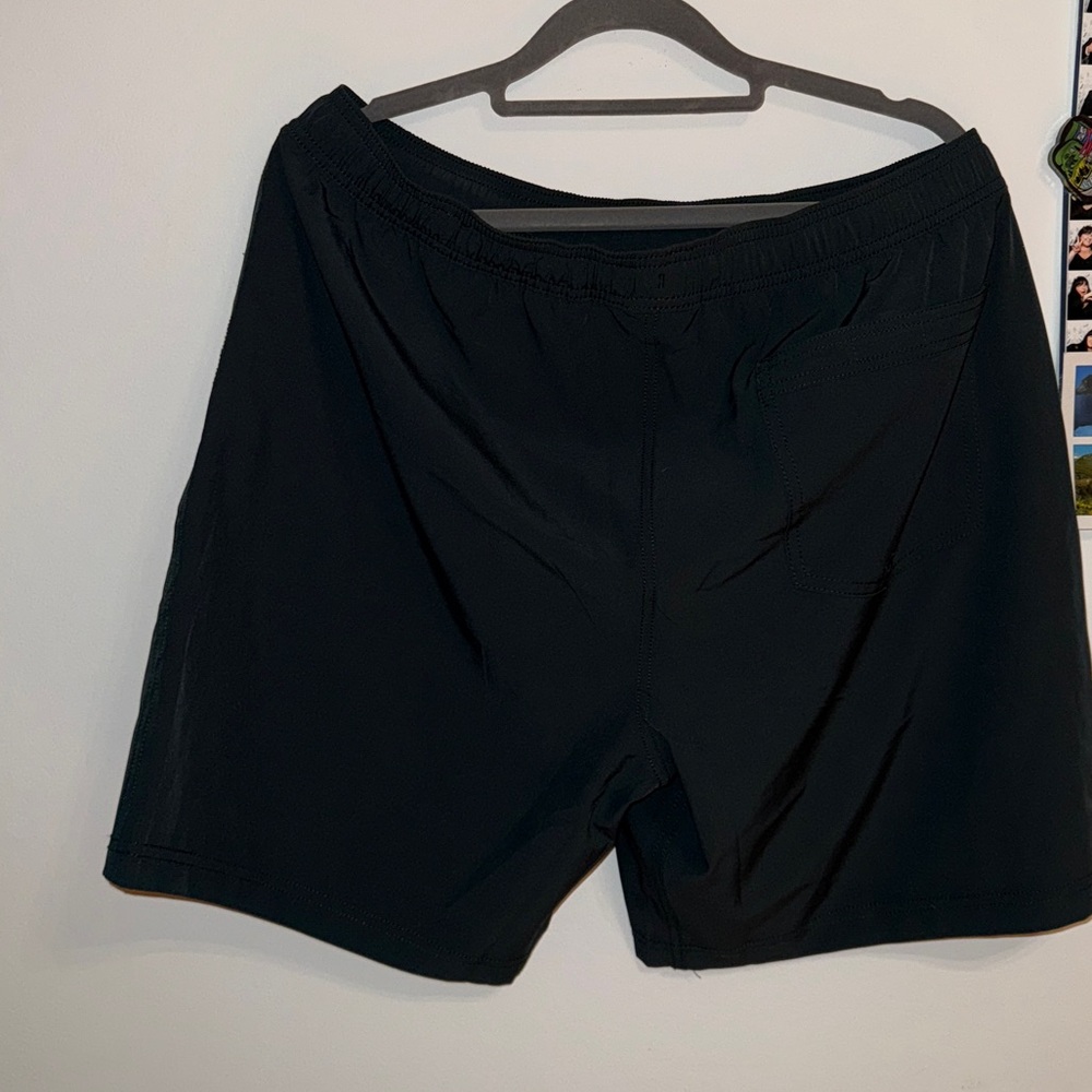 Kenneth Cole Men's Forest Green Athletic Shorts - Picture 2 of 5